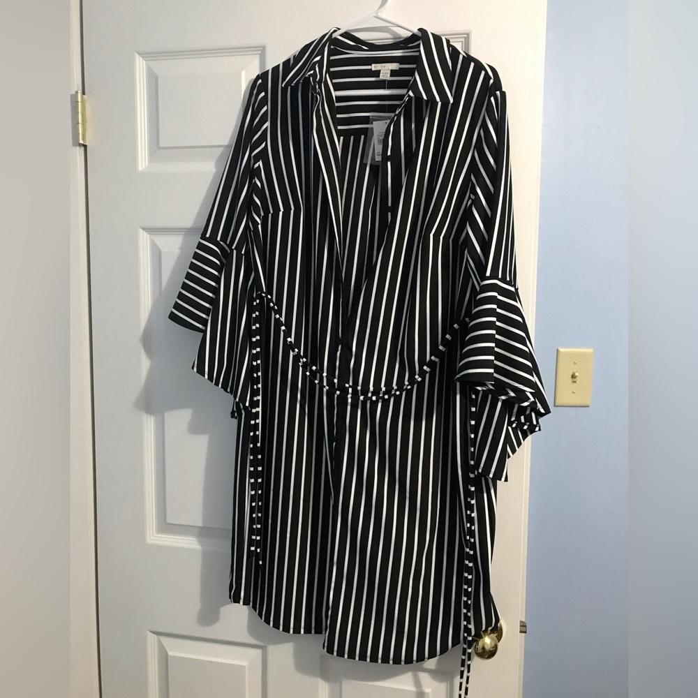 CATO BLACK AND WHITE STRIPED DRESS
